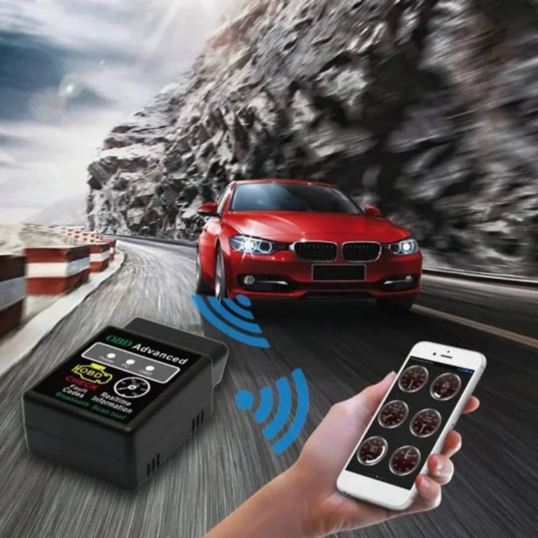 Utilisation ELM327 OBD2 Bluetooth pour diagnostic auto sur route avec smartphone – disponible en RDC.